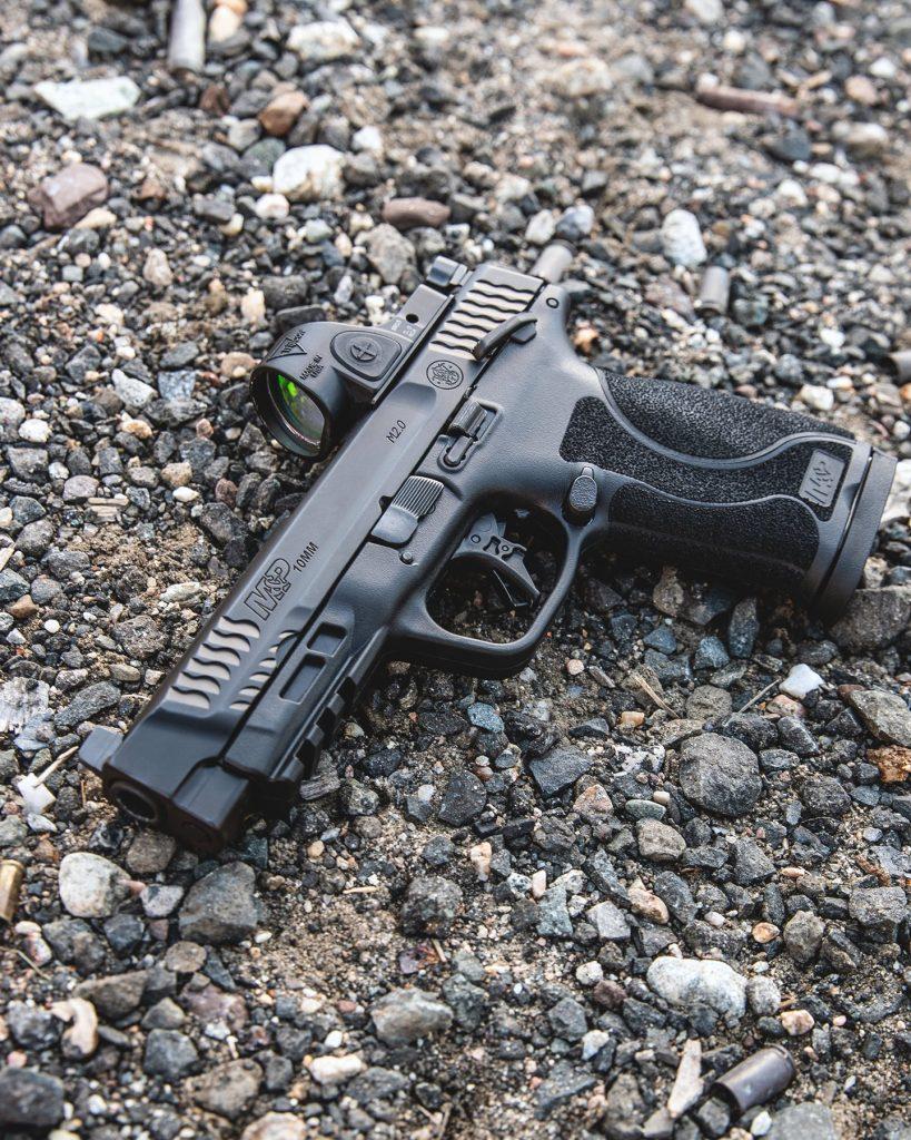 A modern, optics-ready 10mm with 15+1 capacity? Where so I sign?