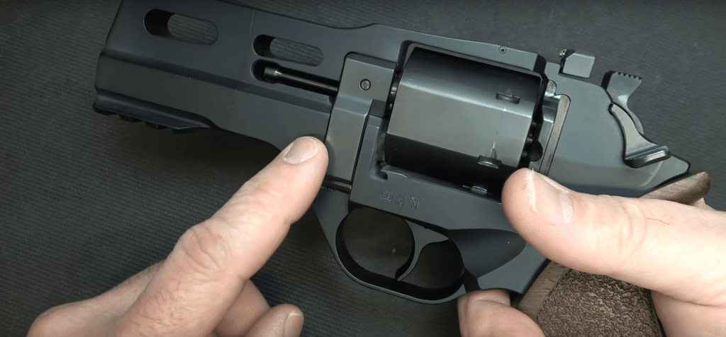The 28oz 40DS has a great feel in the hand.