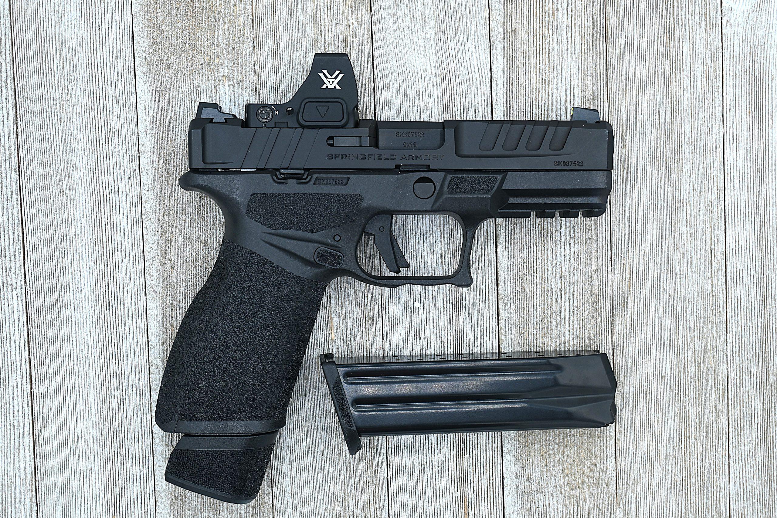 The Echelon with the 20-round extended mag adds a reasonable amount of length.