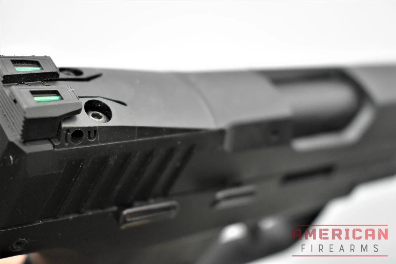 It is also optics-ready via a removable rear sight plate so you can easily direct a Shield RMS/SMS footprint red dot.