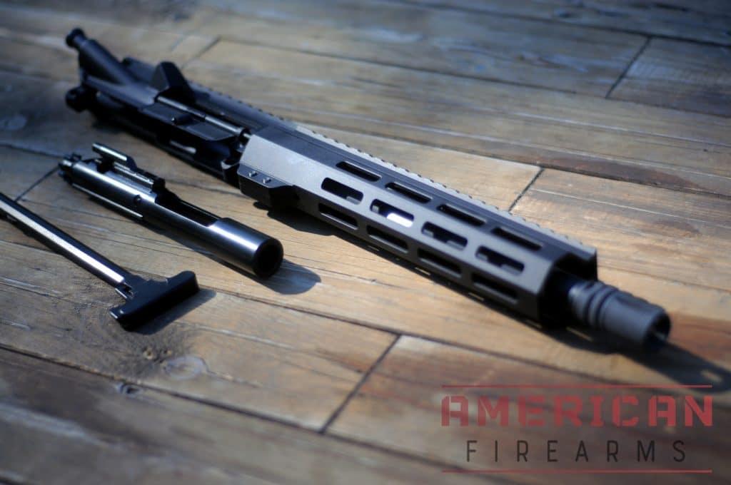 The handguard is simple, spartan, and helps keep the build light.