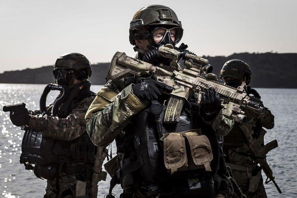 A Dutch Commando with an HK416 rifle, which can now use Gen M3 PMAGs without incident