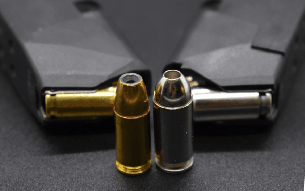 On the left we have the 9mm Luger, to the right; a .40 S&W. Two of the most popular handgun cartridges available today.