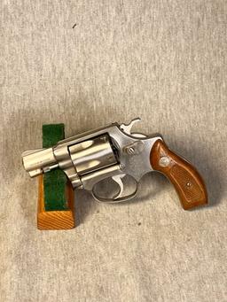SMITH & WESSON 60
