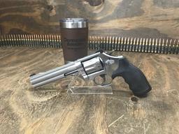 SMITH & WESSON 617-6